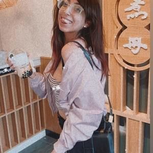 Meet your Posher, Iqra